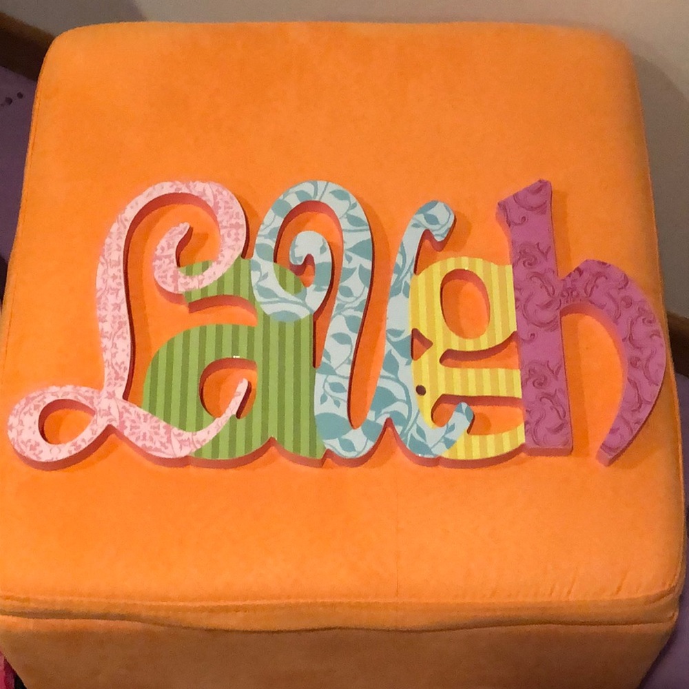 🍓LAUGH Wall Decor